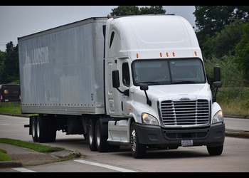 Heavy Rigid Driving Course and HR Truck Licence